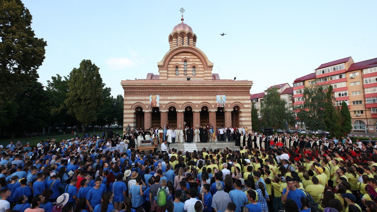 Sfântul Ierarh Nifon, sărbătorit la Târgoviște 123482