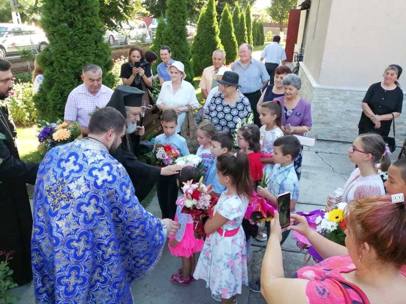 Slujiri arhierești în Duminica a VIII-a după Rusalii 123514