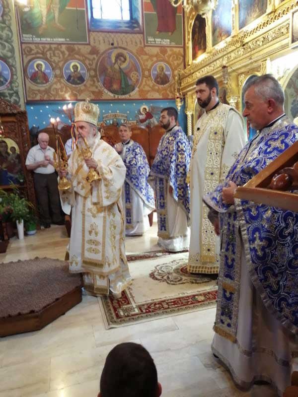 Slujiri arhierești în Duminica a VIII-a după Rusalii 123516