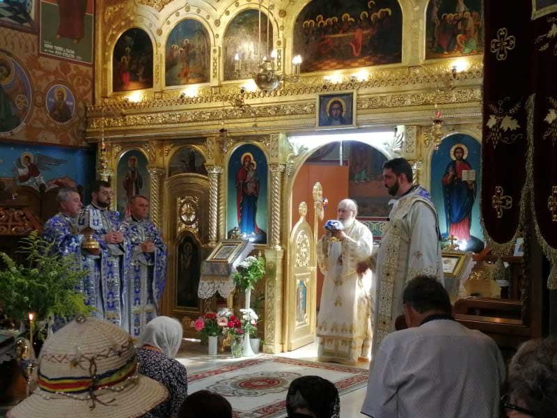 Slujiri arhierești în Duminica a VIII-a după Rusalii 123517