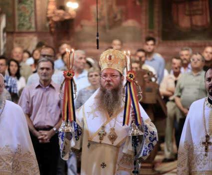 Slujiri arhierești în Duminica a VIII-a după Rusalii 123523