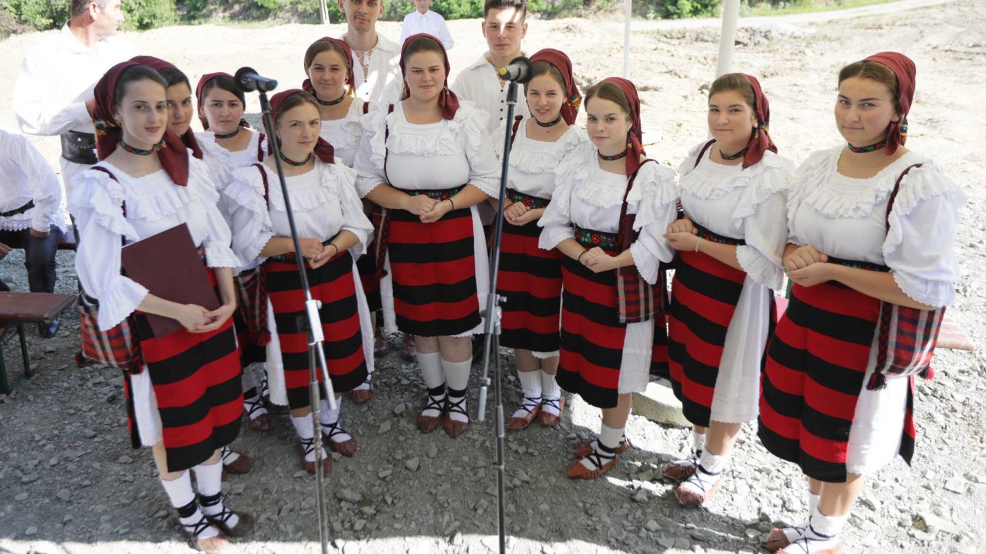 Slujiri arhierești în Duminica a VIII-a după Rusalii 123538