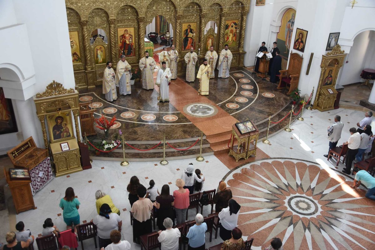 Slujiri arhierești în Duminica a VIII-a după Rusalii 123549