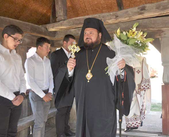 Slujiri arhierești în Duminica a VIII-a după Rusalii 123553