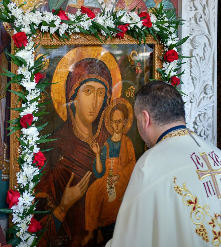 Icoana Maicii Domnului „Îndrumătoarea” a ajuns la Biserica „Sfântul Gheorghe”-Nou 123682