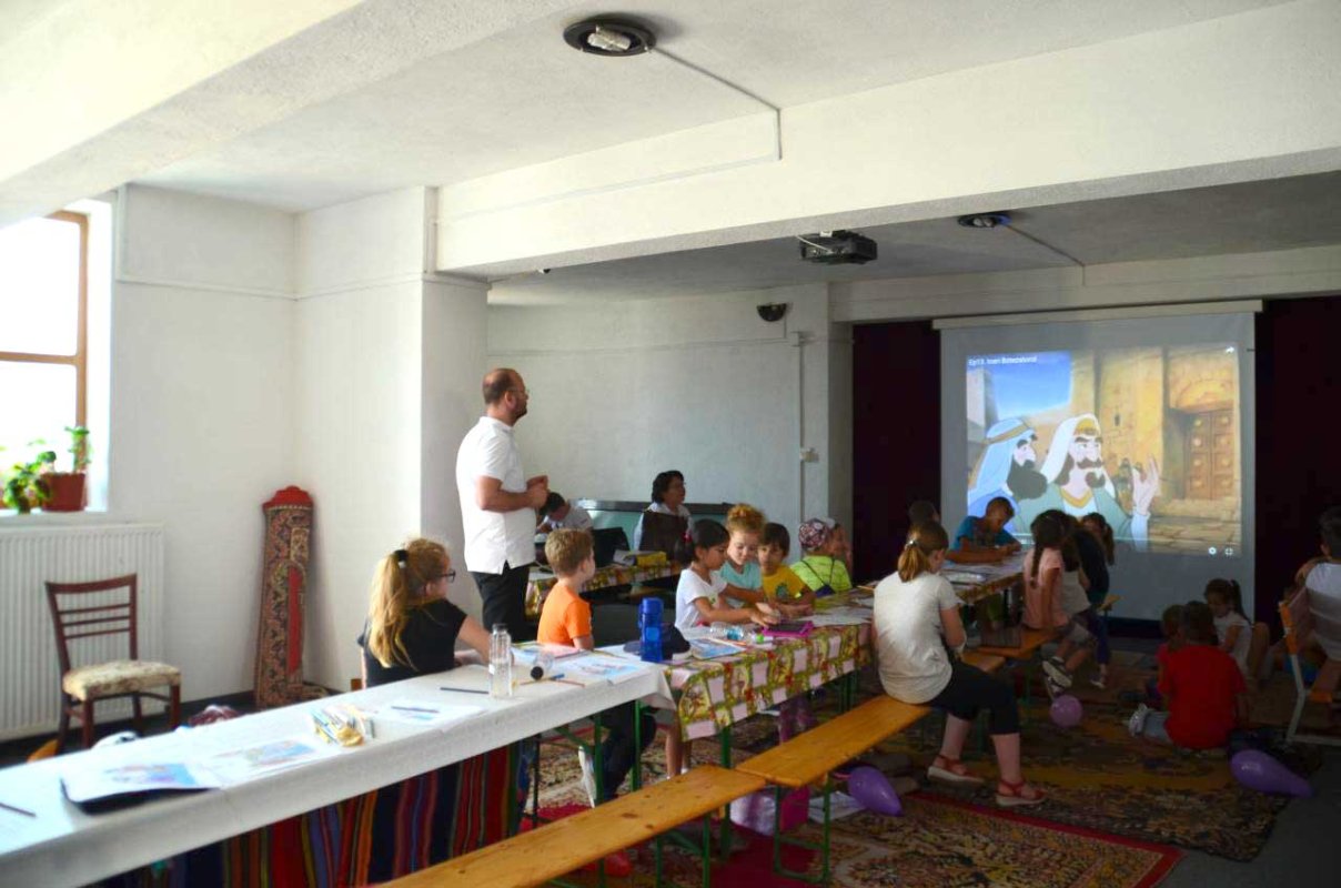 Școala de vară „V.I.S.”, desfășurată în parohia „Tolstoi” 123633