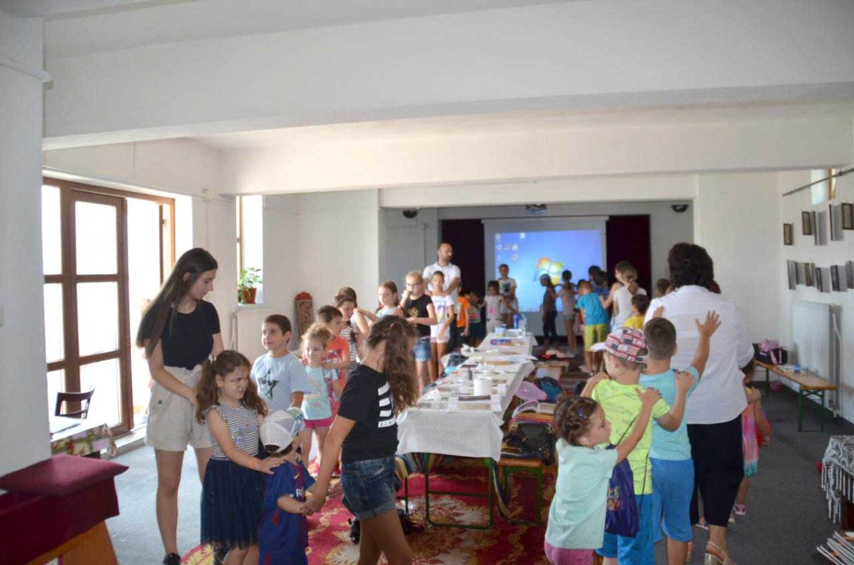Școala de vară „V.I.S.”, desfășurată în parohia „Tolstoi” 123634