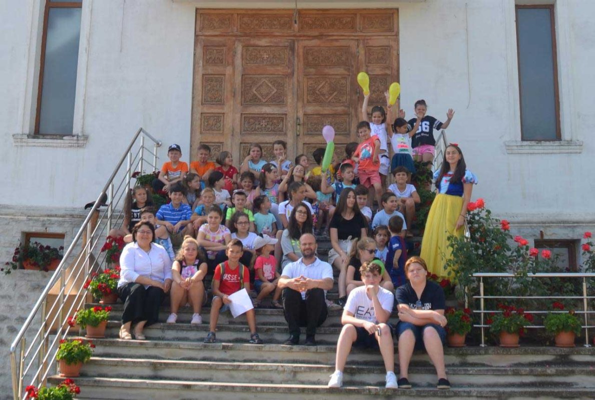 Școala de vară „V.I.S.”, desfășurată în parohia „Tolstoi” 123635