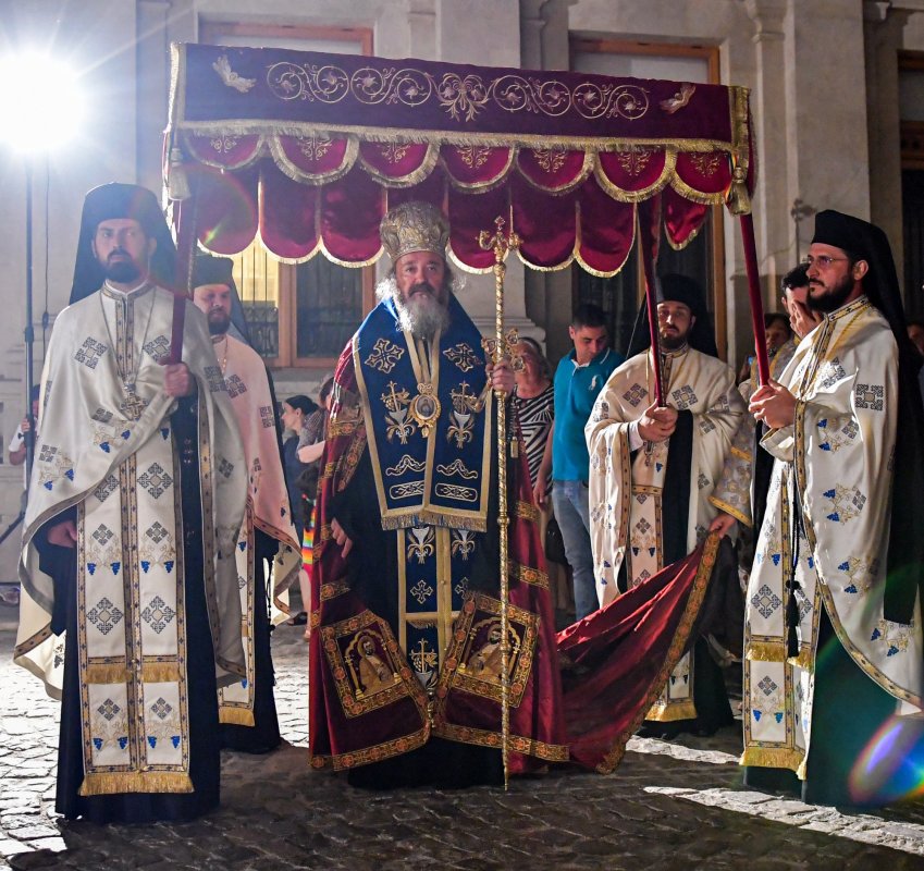 Procesiune cu Epitaful Preasfintei Născătoare de Dumnezeu 123716