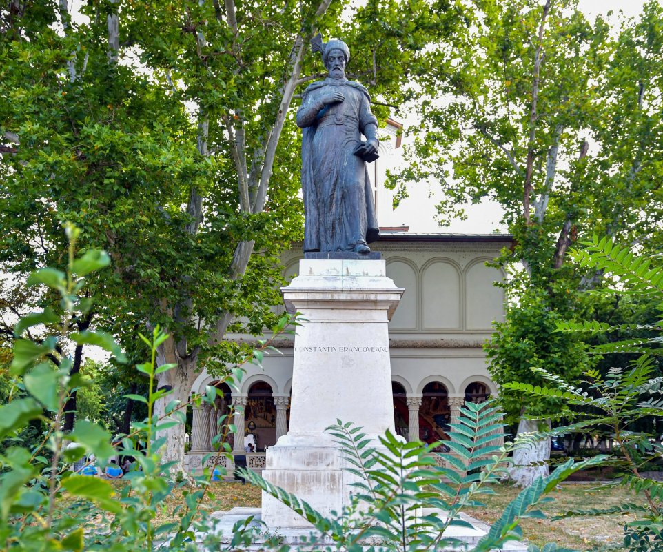 Sfinţii Martiri Brâncoveni prăznuiți în centrul Capitalei 123771