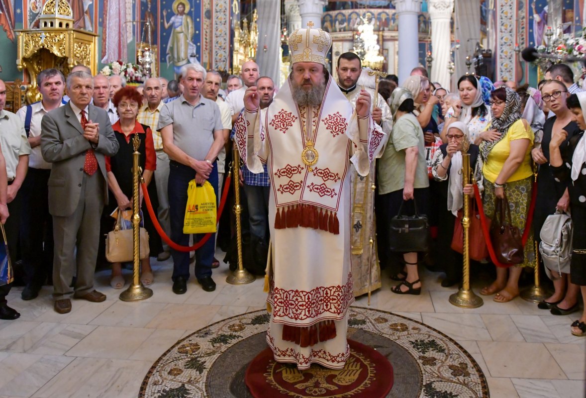 Sfinţii Martiri Brâncoveni prăznuiți în centrul Capitalei 123782