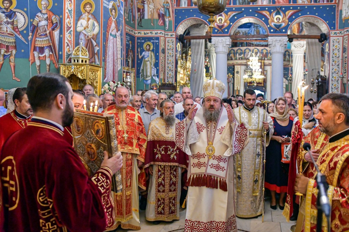 Sfinţii Martiri Brâncoveni prăznuiți în centrul Capitalei 123785