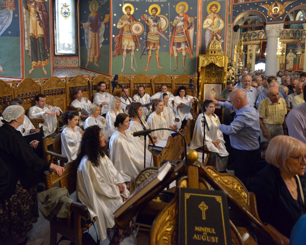 Sfinţii Martiri Brâncoveni prăznuiți în centrul Capitalei 123792