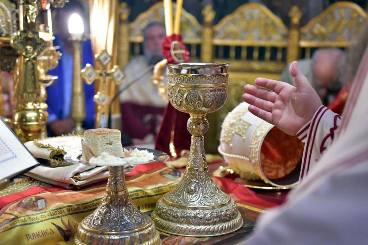 Sfinţii Martiri Brâncoveni prăznuiți în centrul Capitalei 123807