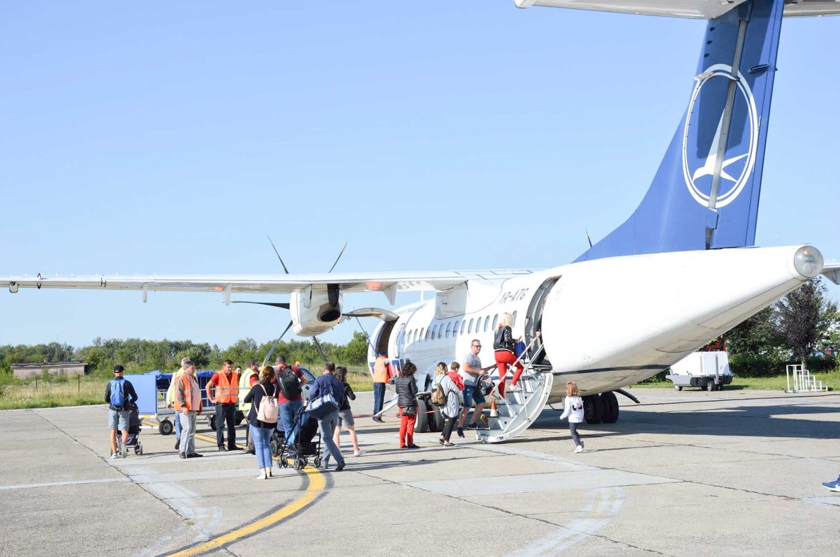 O statistică tristă: în fiecare oră, nouă români părăsesc țara 123421