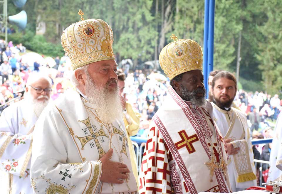 Slujiri arhierești la sărbătoarea Adormirii Maicii Domnului 123831