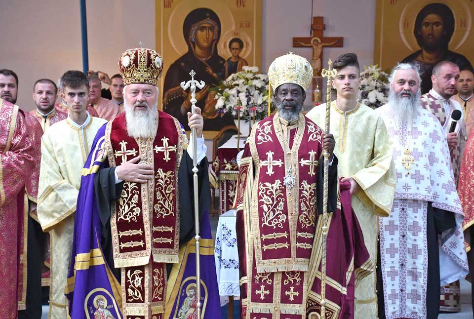 Slujiri arhierești la sărbătoarea Adormirii Maicii Domnului 123832