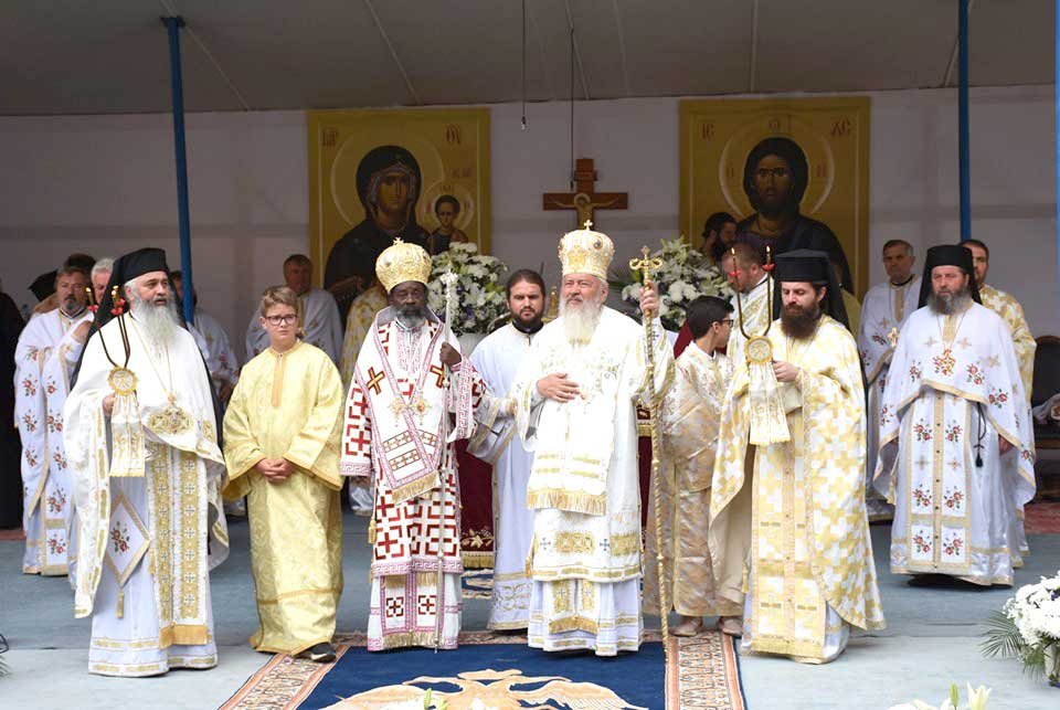 Slujiri arhierești la sărbătoarea Adormirii Maicii Domnului 123835