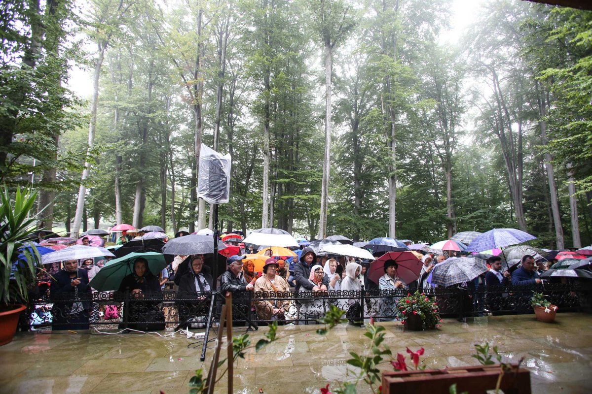 Slujiri arhierești la sărbătoarea Adormirii Maicii Domnului 123845