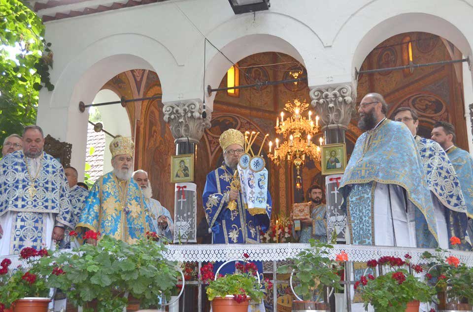 Slujiri arhierești la sărbătoarea Adormirii Maicii Domnului 123852