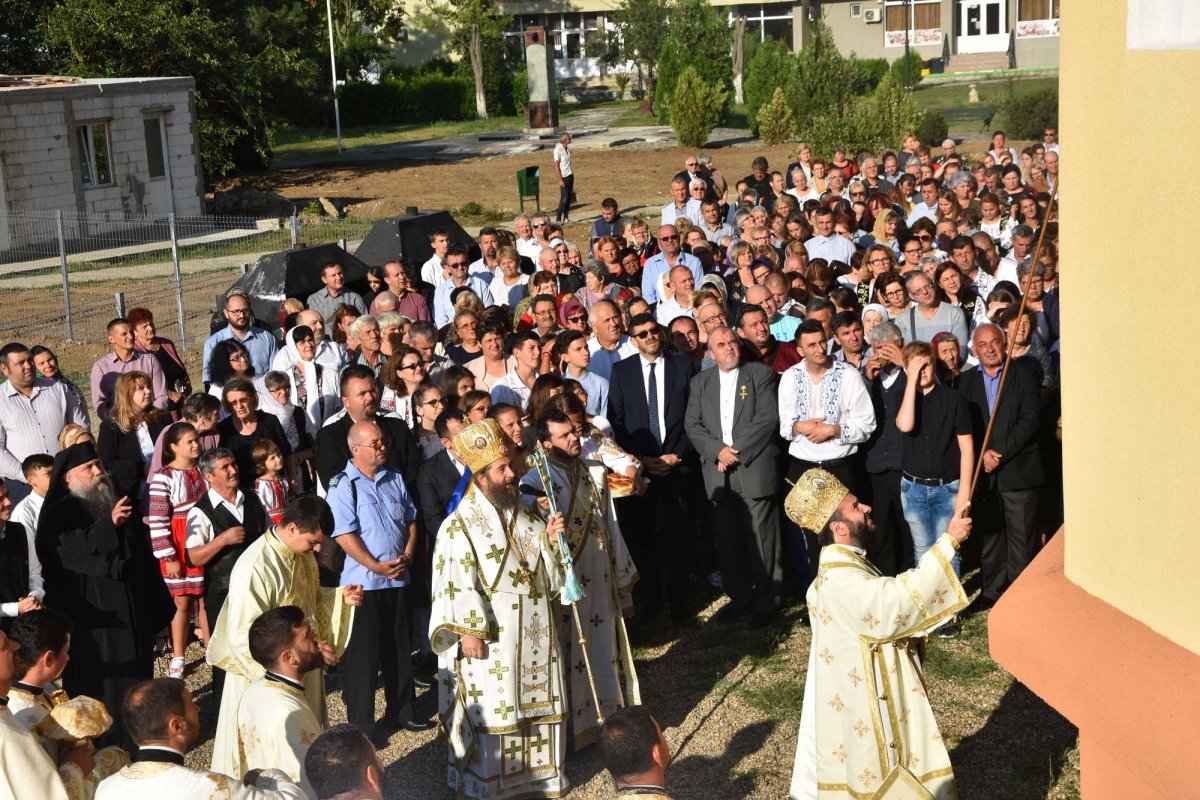 Slujiri arhierești la sărbătoarea Adormirii Maicii Domnului 123872