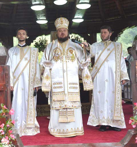 Slujiri arhierești la sărbătoarea Adormirii Maicii Domnului 123880