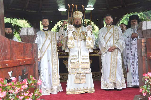 Slujiri arhierești la sărbătoarea Adormirii Maicii Domnului 123885