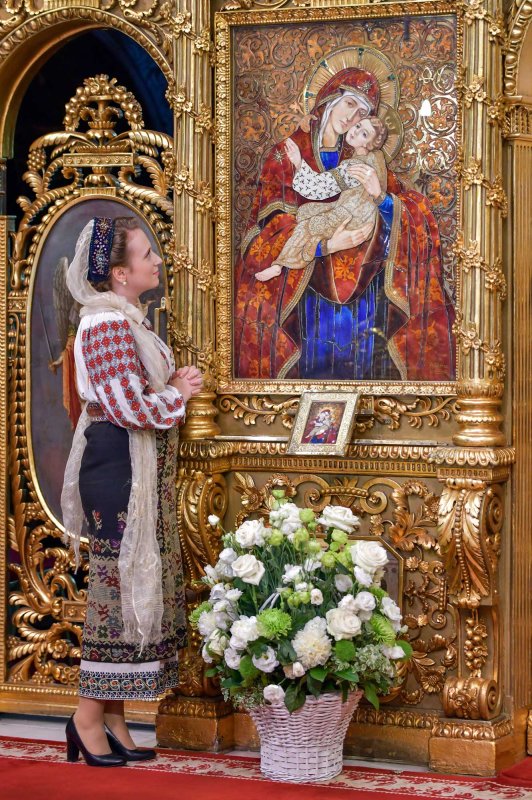  „Am o trăire aparte când cânt în cinstea Maicii Domnului” 123992