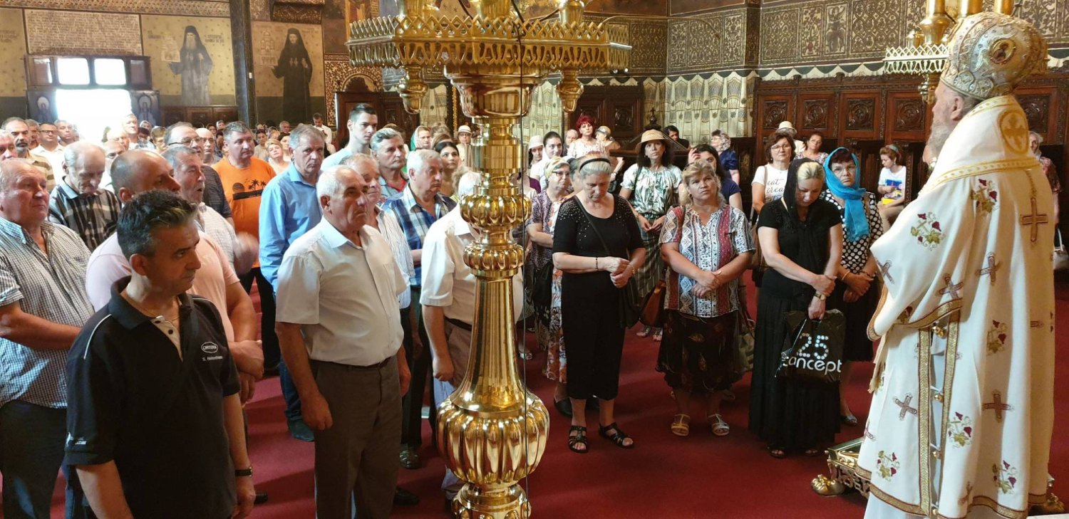 Liturghii misionare și binecuvântări 123967