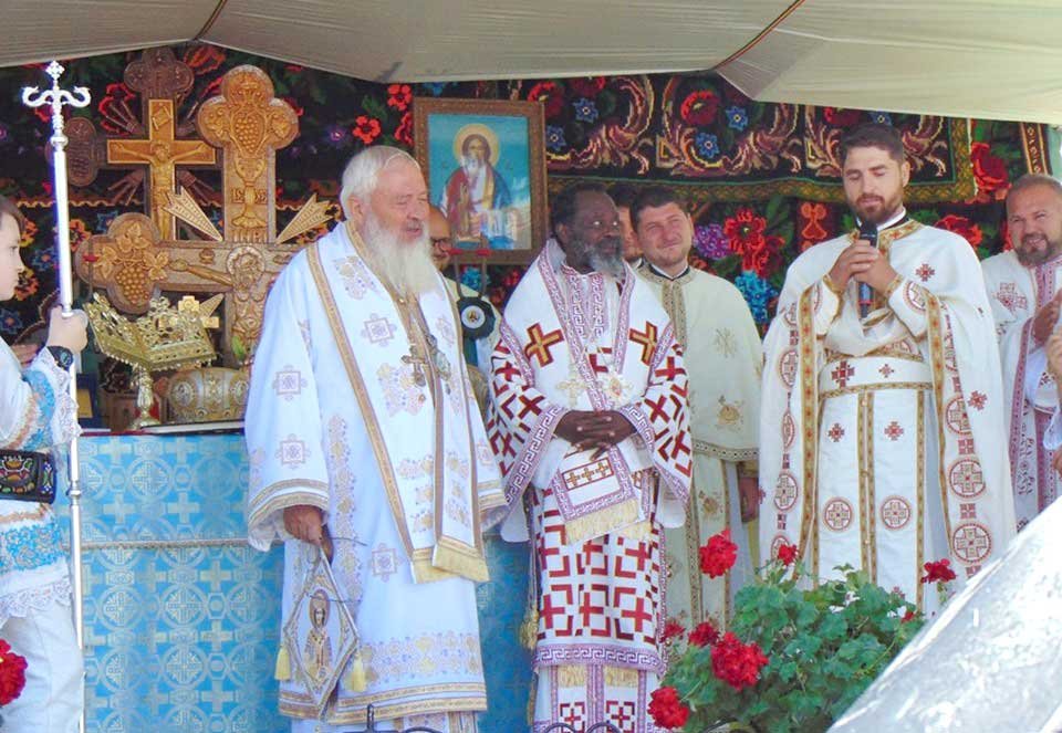 Slujiri arhierești în duminica a IX-a după Rusalii 124005