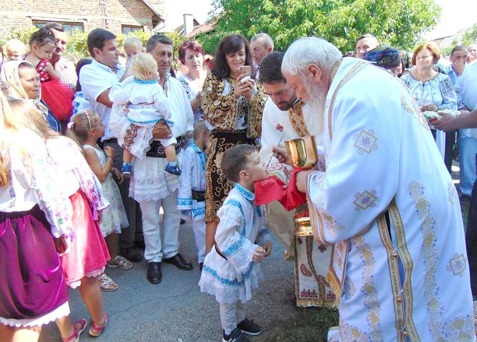 Slujiri arhierești în duminica a IX-a după Rusalii 124012