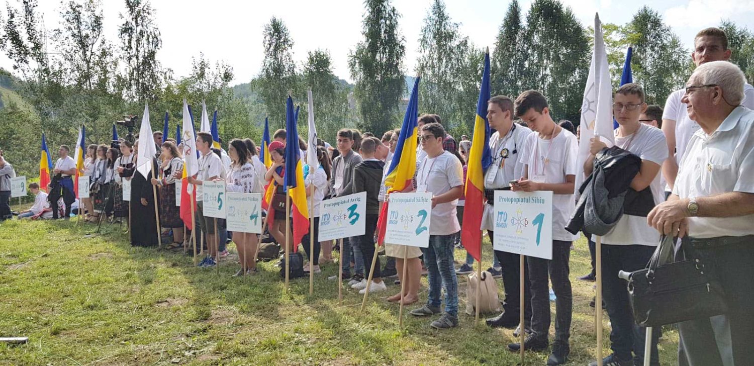 Slujiri arhierești în duminica a IX-a după Rusalii 124017