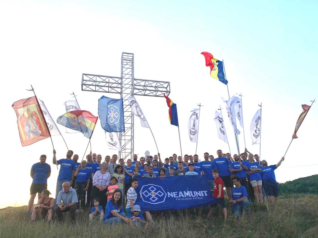 Tabăra Națională „Fii ai României” s-a desfășurat la Bozovici 124083