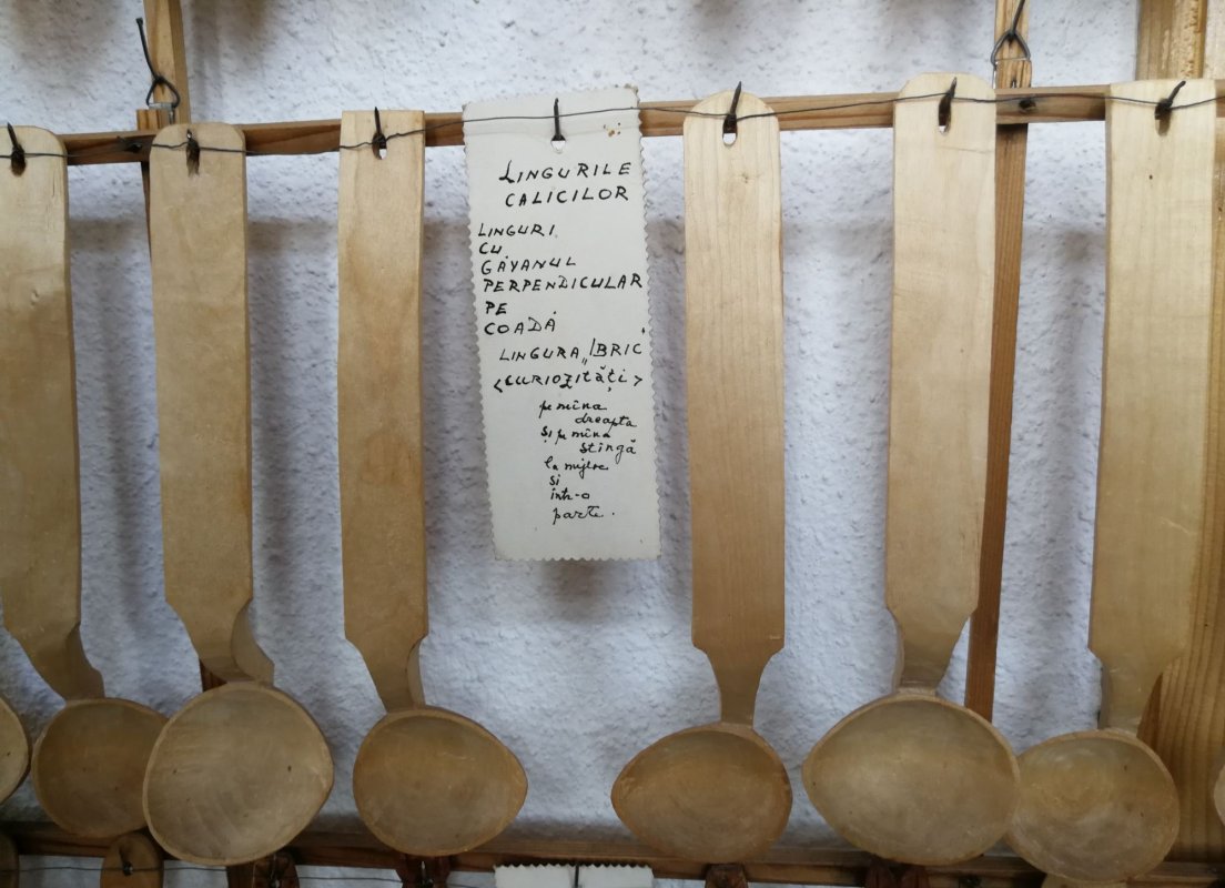 La Câmpulung Moldovenesc,  lingurile de lemn spun povestea lumii 124130