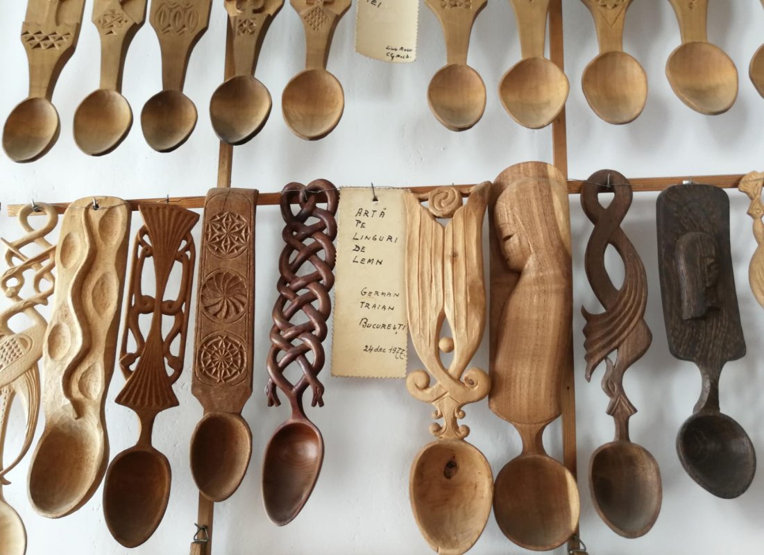 La Câmpulung Moldovenesc,  lingurile de lemn spun povestea lumii 124131