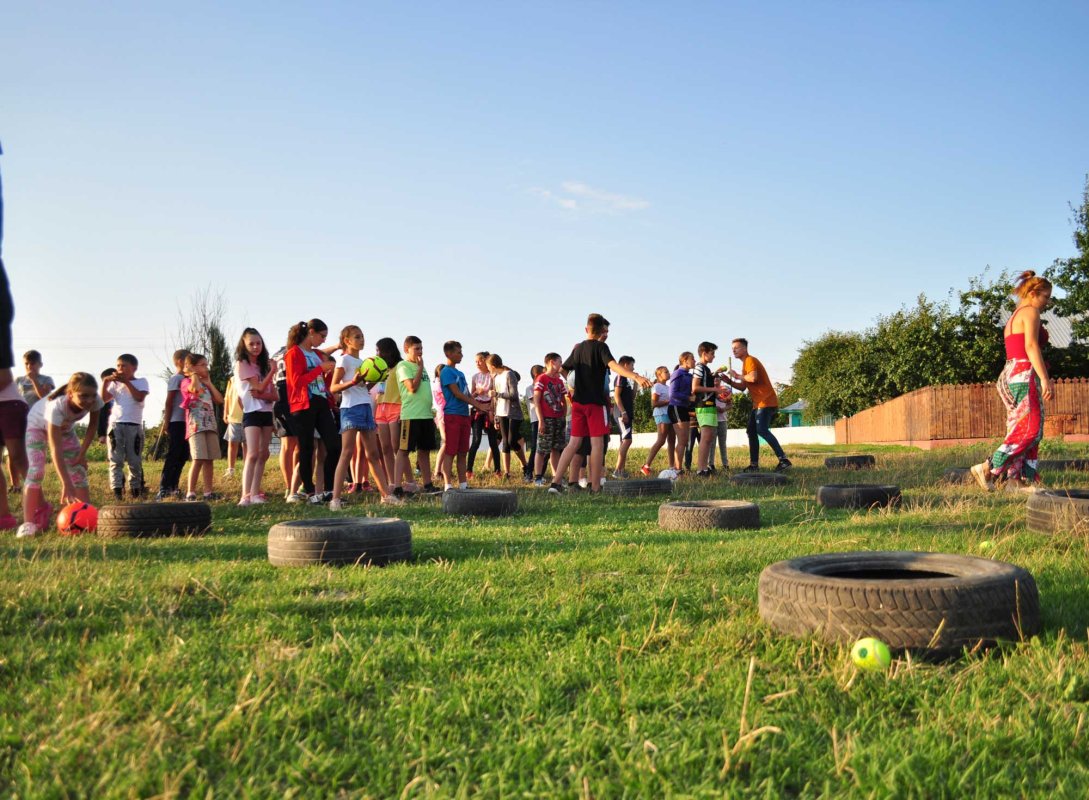 Tabără de vară pentru copiii din Ţuţora 124218