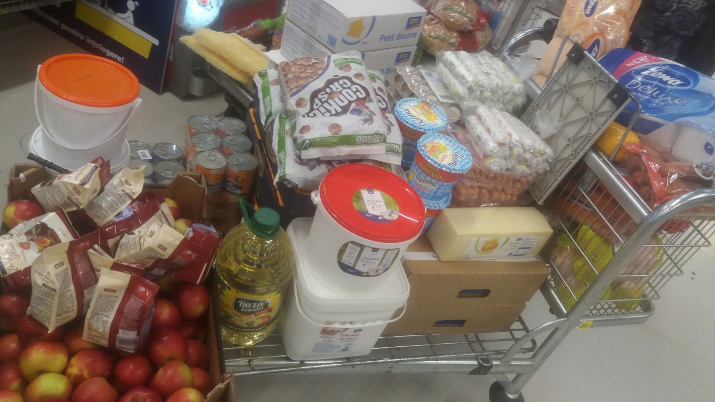 Activități filantropice la Spitalul de Pneumoftiziologie din Brașov 124251