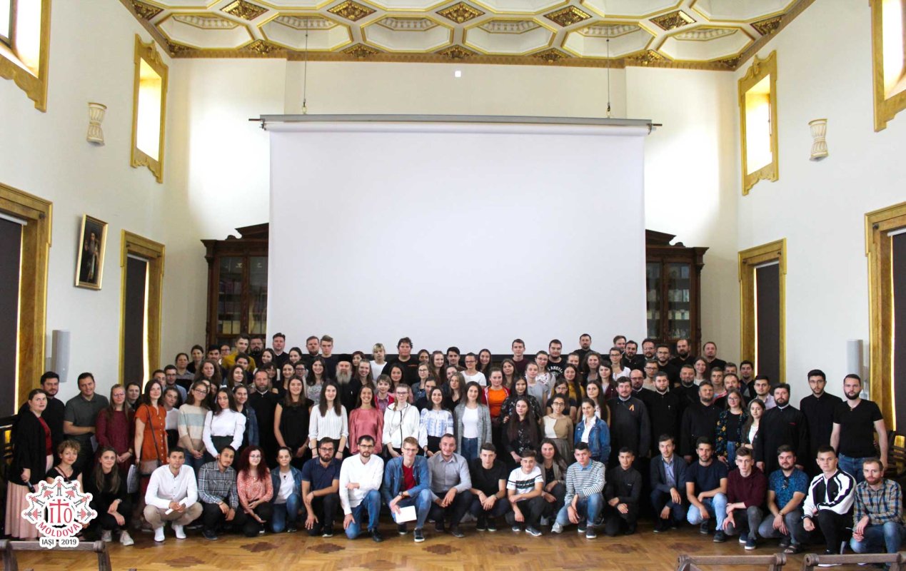 Astăzi începe Întâlnirea Tinerilor Ortodocşi din Moldova 124301