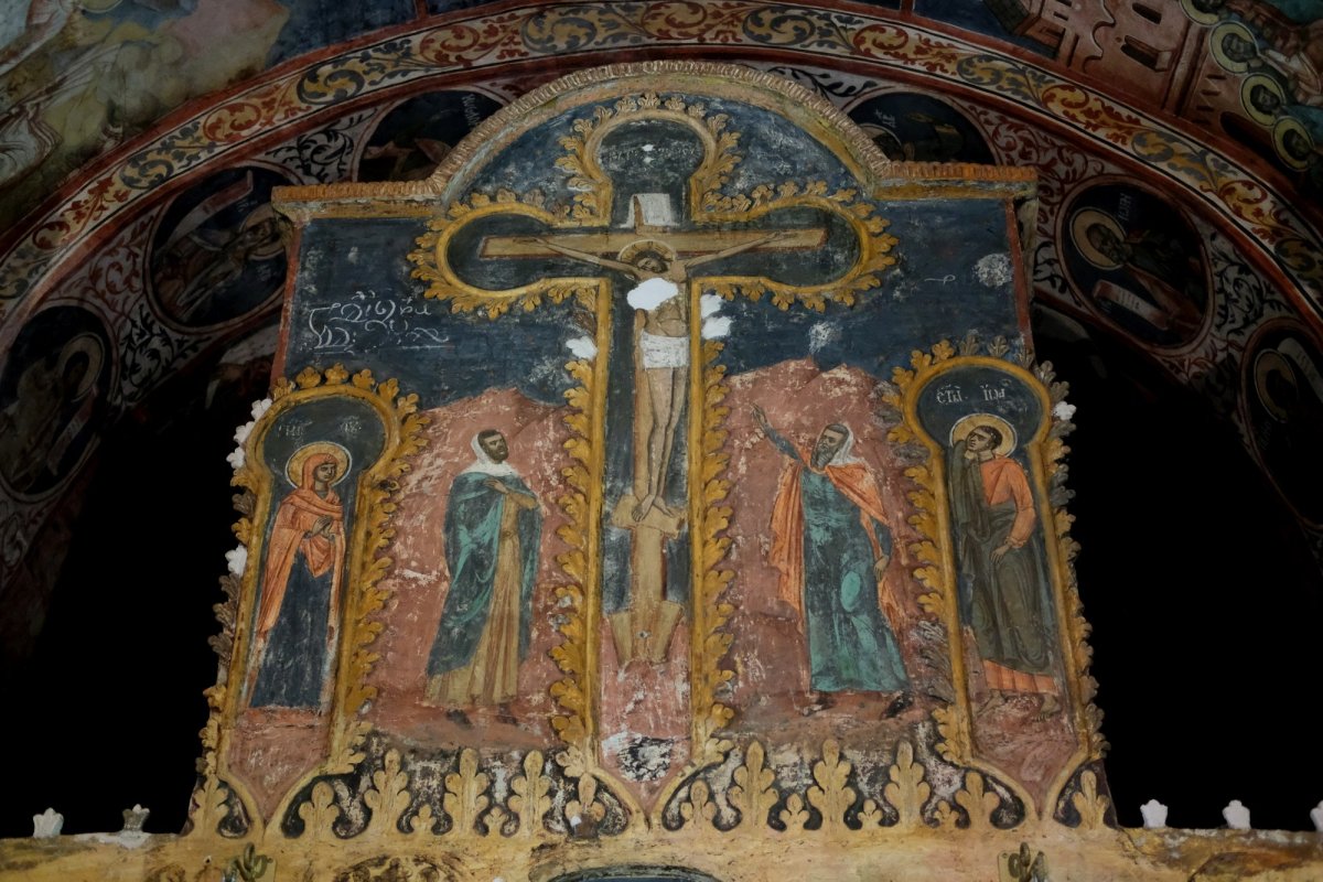 Cerneți, mănăstirea ca o tindă de rai 124315