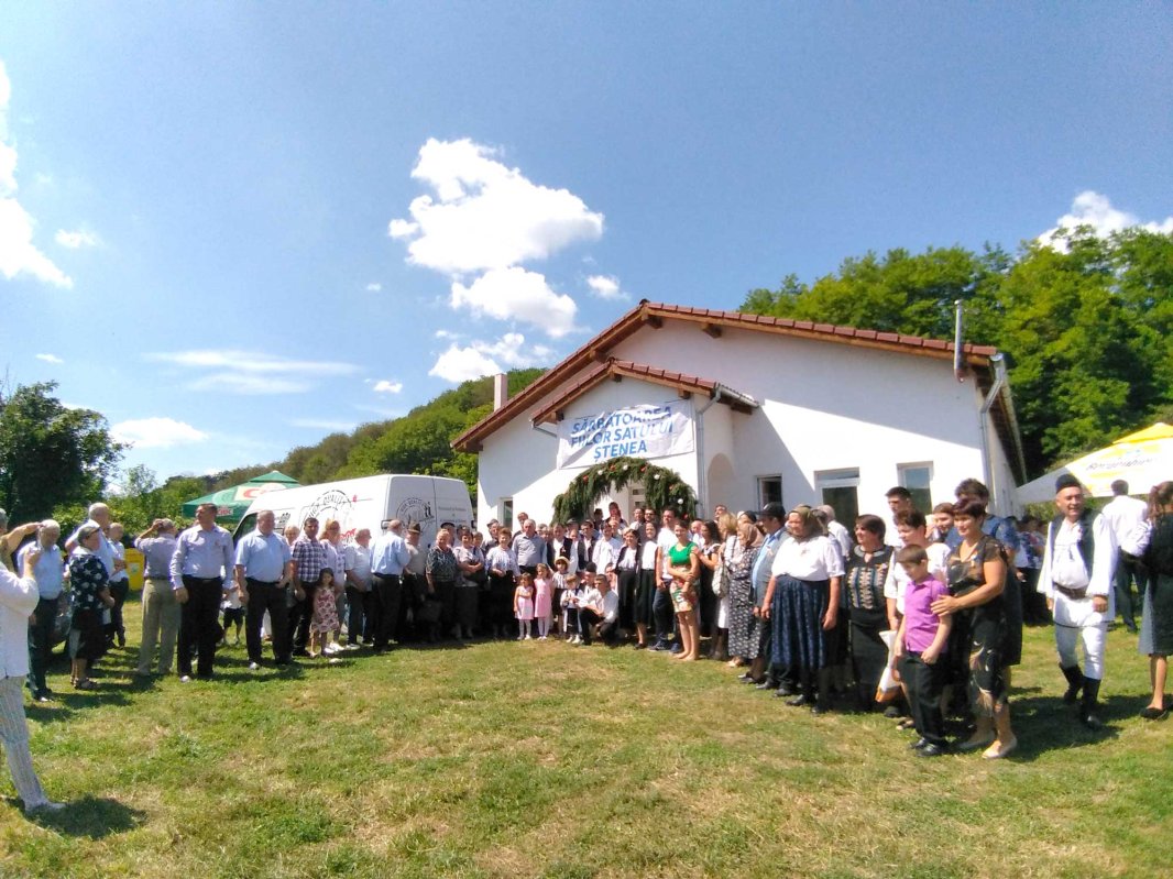 Sărbătoarea „Fiii satului” la Ştenea, judeţul Sibiu 124380