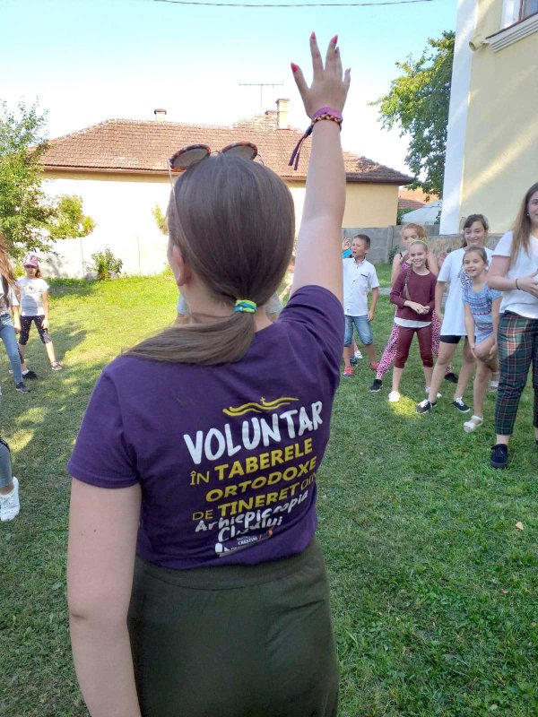 Tabere de vară ale lunii august în satele transilvănene și bănățene 124348