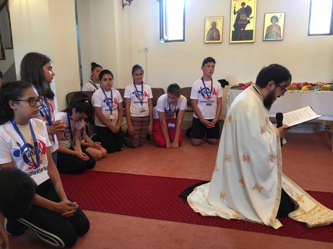 Tabere de vară ale lunii august în satele transilvănene și bănățene 124372