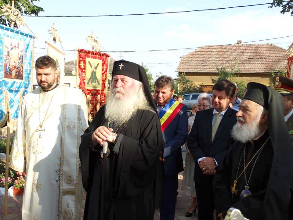 Slujiri arhierești în Duminica a X-a după Rusalii (a vindecării lunaticului) 124603