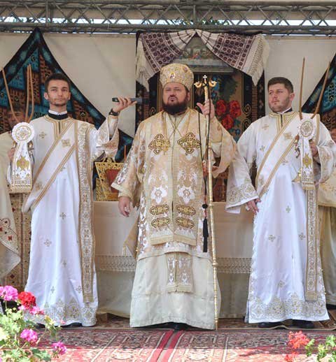 Slujiri arhierești în Duminica a X-a după Rusalii (a vindecării lunaticului) 124634