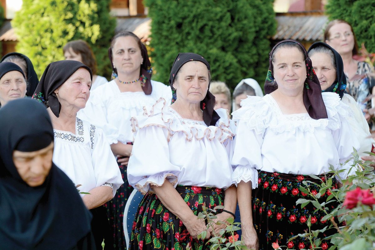 Satul românesc, spațiu de cultură şi permanență 124703