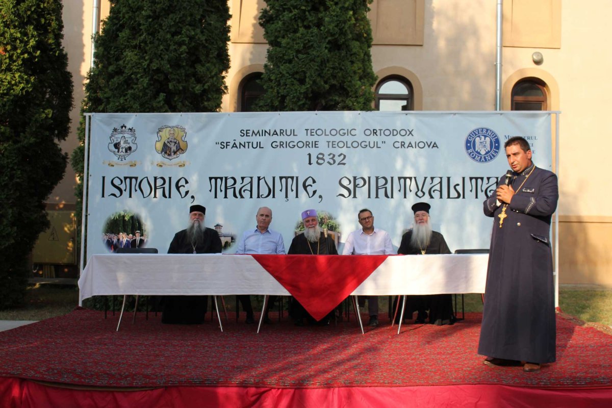 „Este foarte important să păstrăm unitatea Duhului dintre noi” 124784