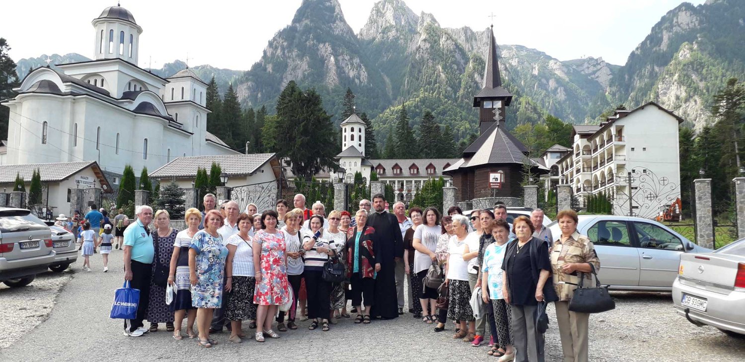 Pelerinaj al credincioșilor din parohia clujeană „Nașterea Domnului”, la mănăstiri prahovene 124851