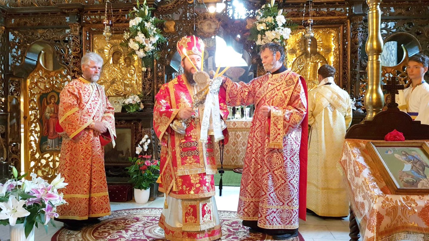 „Să învăţăm smerenia şi să urmăm cele bune” 124875