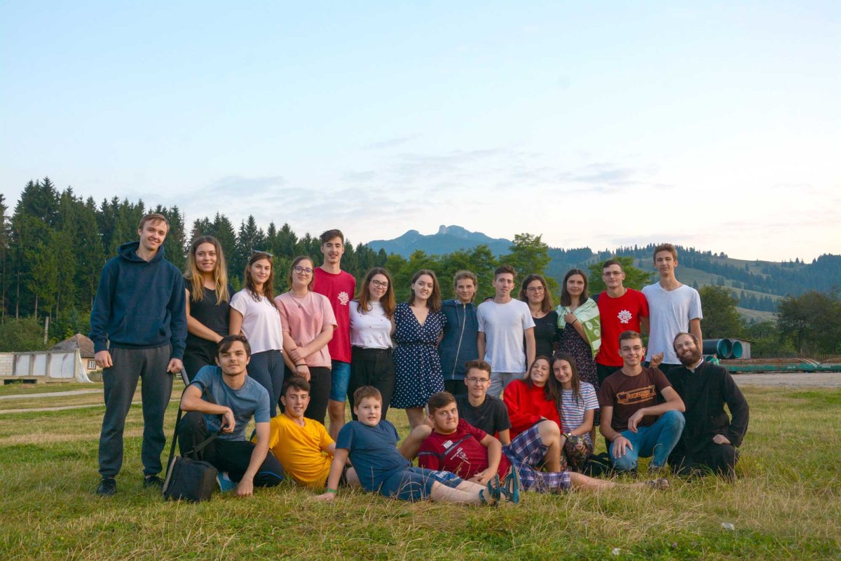 Clipe de bucurie pentru voluntarii Taberei Nemţişor 124969