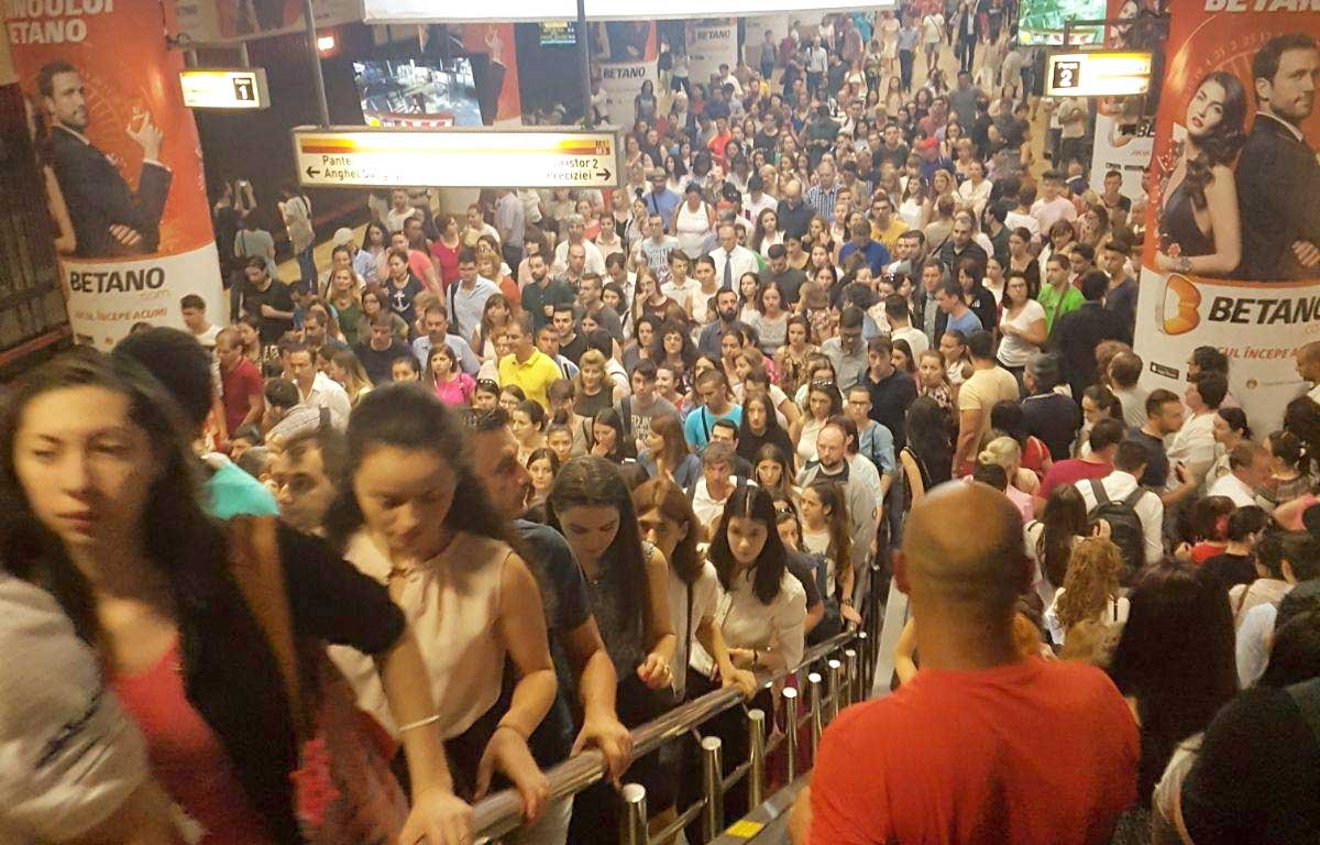 Cine posedă identitatea, individul sau comunitatea? 124679